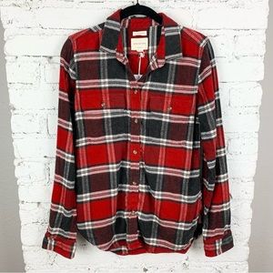 American Eagle Red Black Amazingly Soft Flannel Button Long Sleeve
